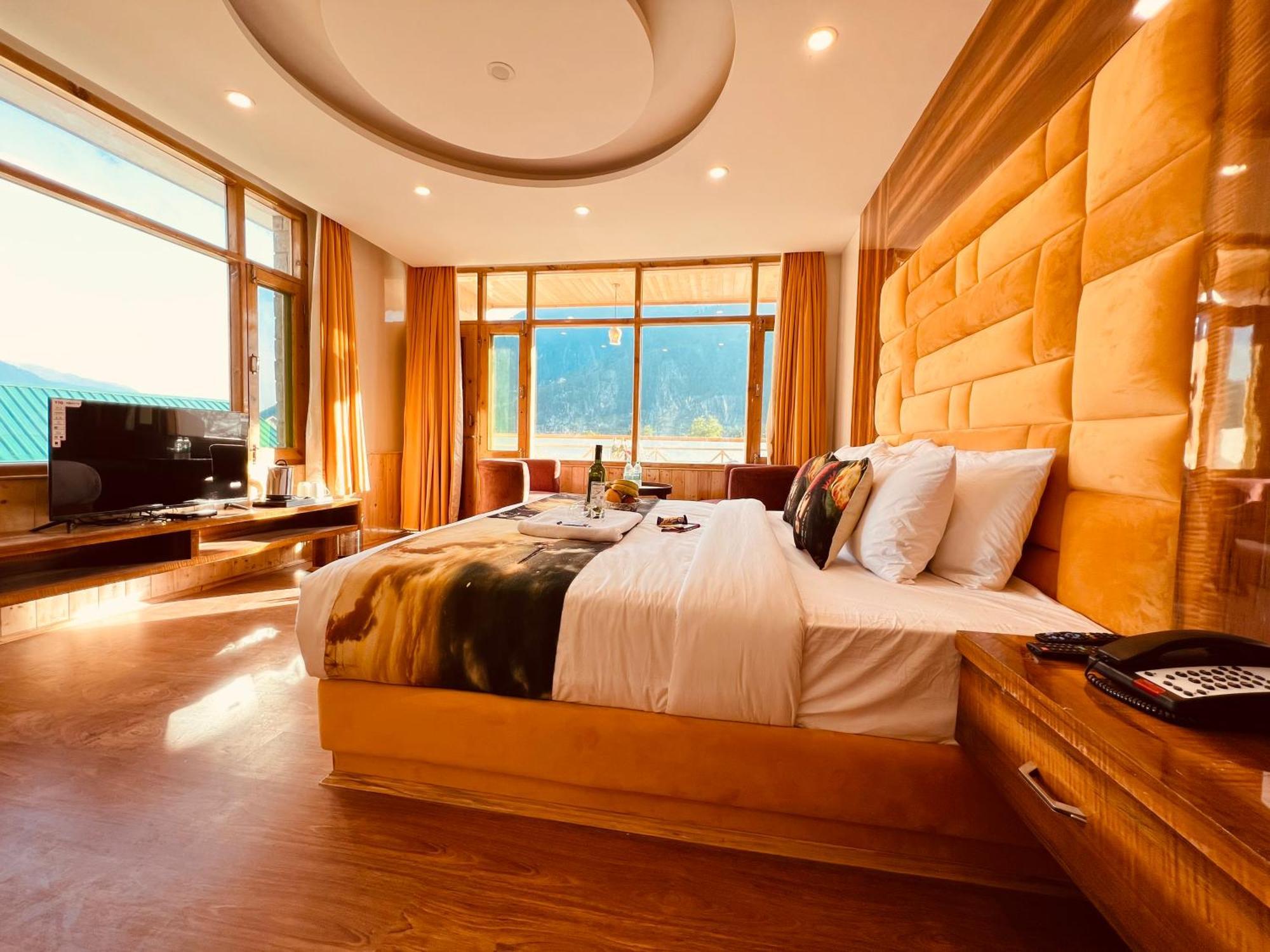 Hill River Resort By West Western Manāli Dış mekan fotoğraf