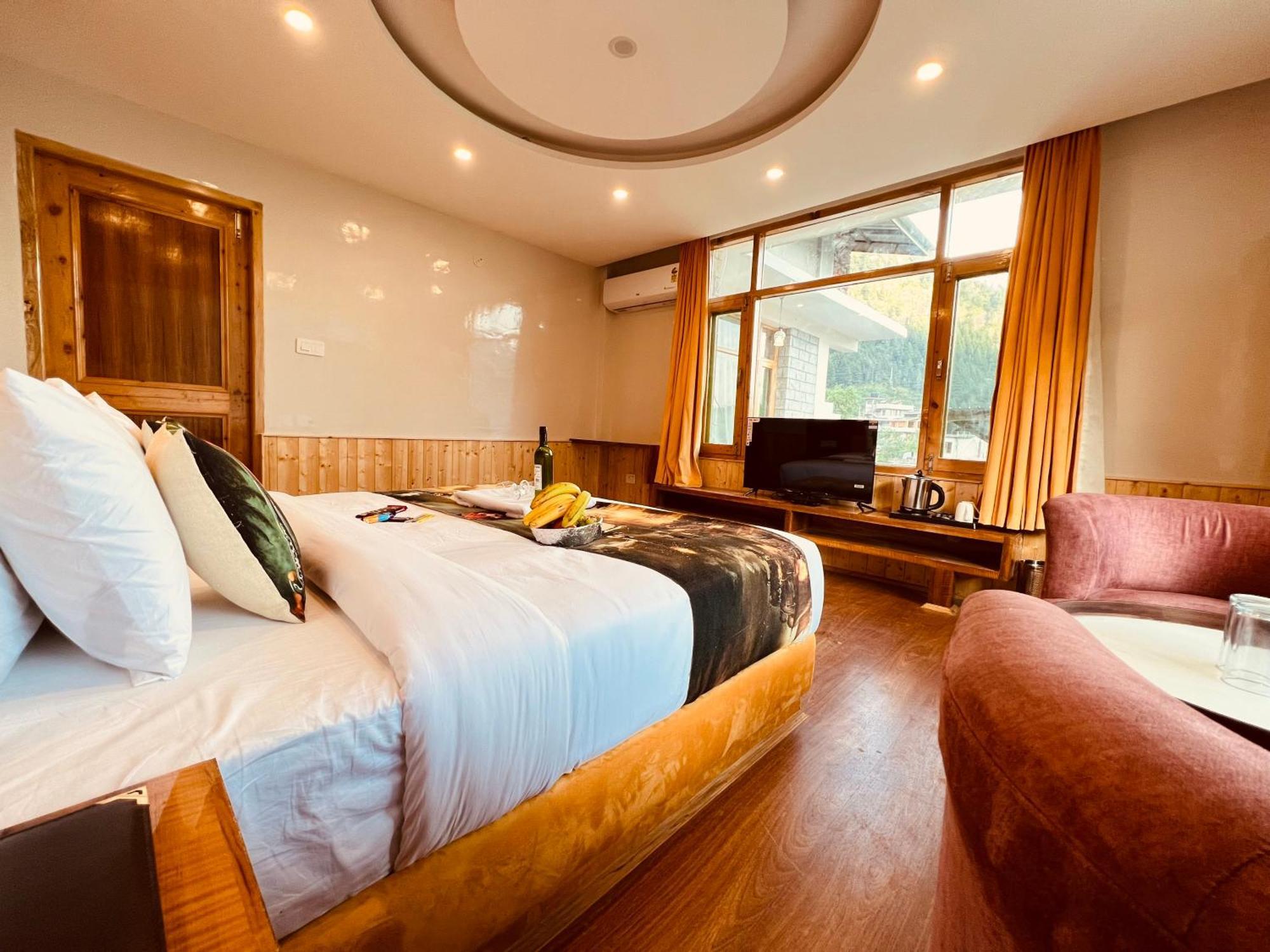 Hill River Resort By West Western Manāli Dış mekan fotoğraf
