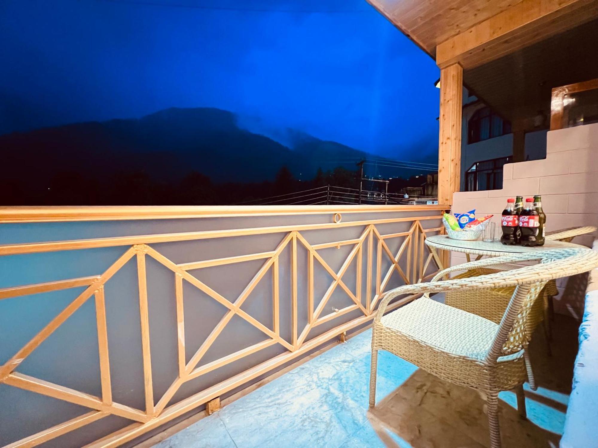 Hill River Resort By West Western Manāli Dış mekan fotoğraf