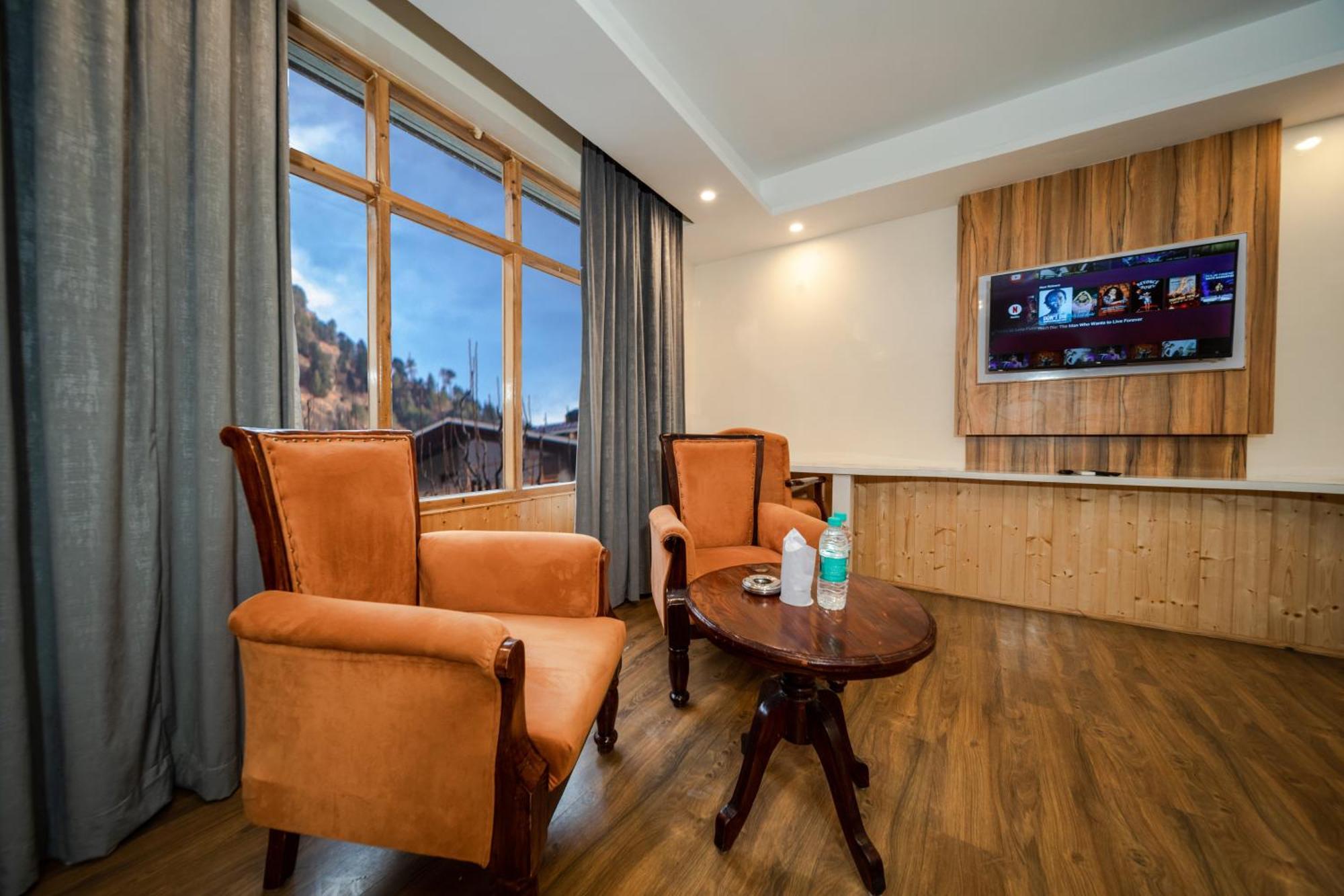 Hill River Resort By West Western Manāli Dış mekan fotoğraf