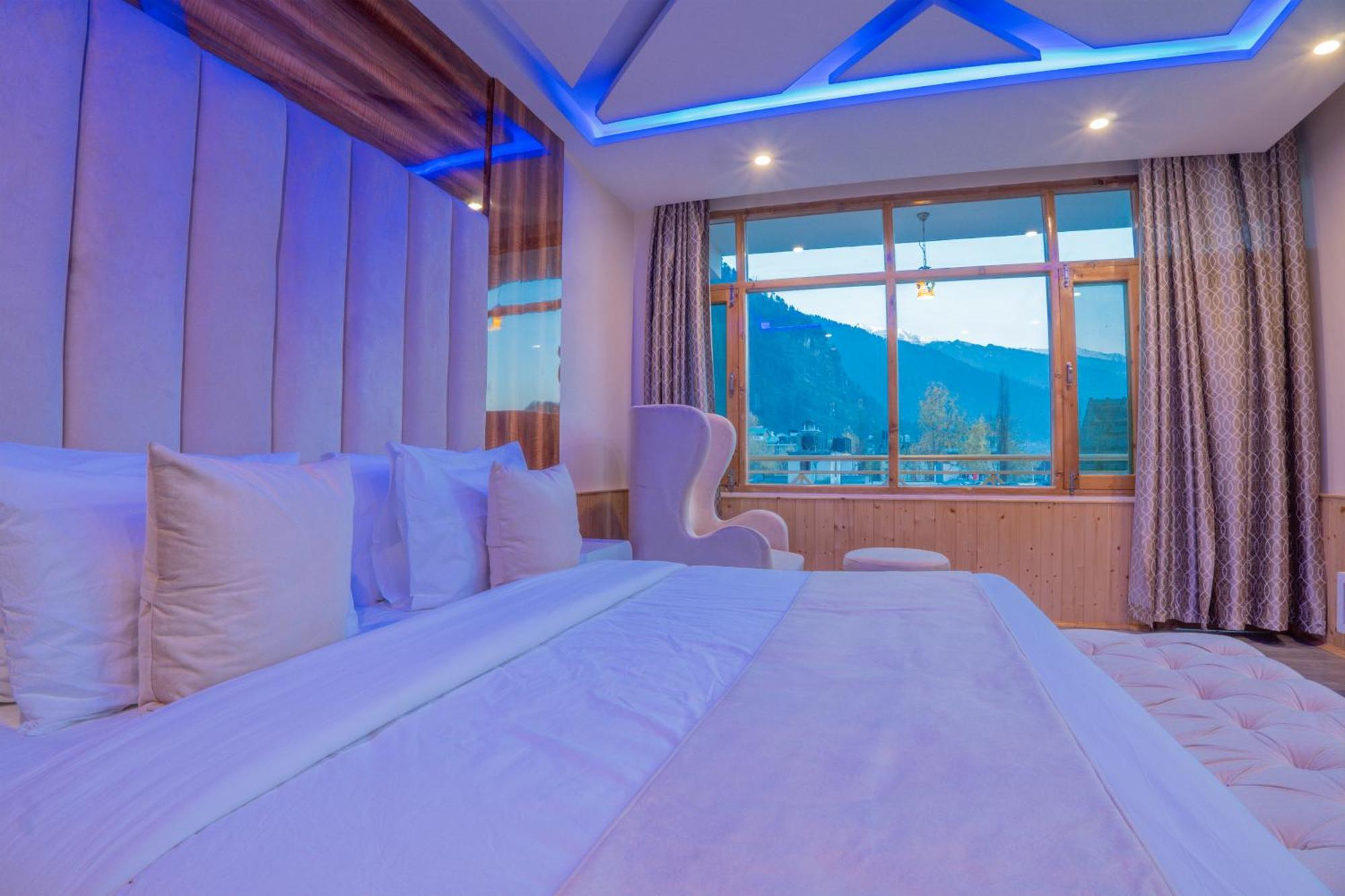 Hill River Resort By West Western Manāli Dış mekan fotoğraf